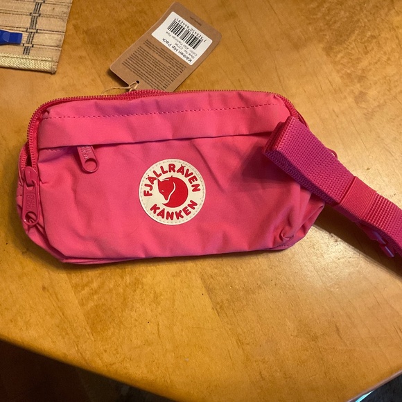 FjallRaven - Picture 1 of 4